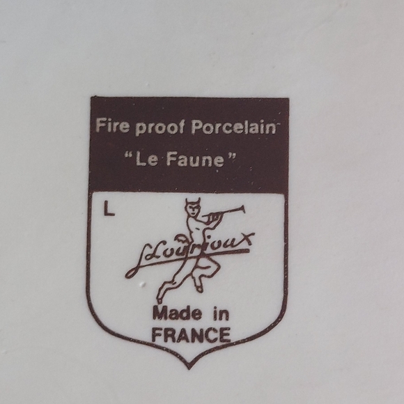 Louis Lourioux France covered casserole with bird motif - Picture 6 of 11